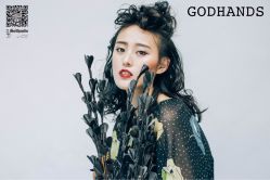 -God Hands发型设计复古会所
