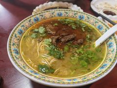 -金杨拉面王小吃面馆·牛三宝面·红烧牛肉粉