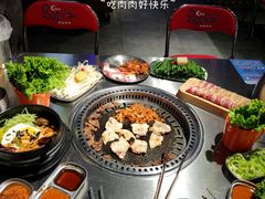 -马路牙子烧烤音乐酒馆(望京店)