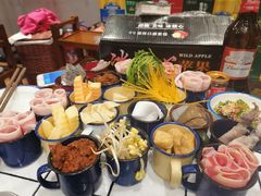 -强盅盅重庆市井火锅店(中央大街店)