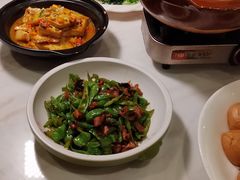 -丹江口渔村·湘味厨房(桃园店)