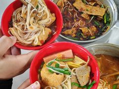 -铁锅哥米线