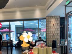 大堂-Tims天好咖啡·贝果(雁展路万象天地店)