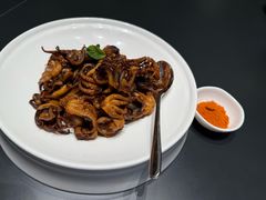 -鞍山大白鲨美食酒店