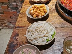 -四小区火锅·巷子里的重庆火锅(花照壁店)