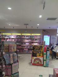 -孩子王(静安大融城店)