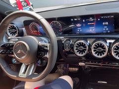 -上海星瀚奔驰4S店(红柳路店)