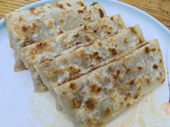 -溢心园香河肉饼总店