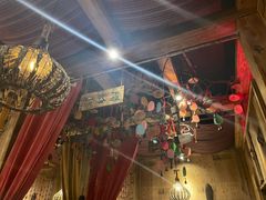 -老牌坊云南鱼豆花火锅(爱建店)