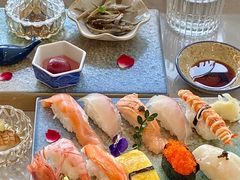 -伍贰赫兹·鮨合·烧鸟高空餐厅