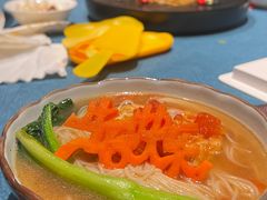 -孔雀裡融合餐厅