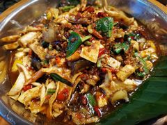 -老滇山寨•云南特色菜•地方菜•民族风情歌舞表演(金碧店)