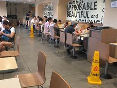 大堂-麦当劳(军博店)