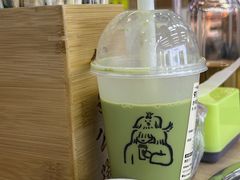 -三清洞摩西韩式年糕火锅(威高广场店)