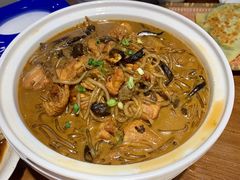 小鸡炖蘑菇-老于家东北人家(打浦桥店)