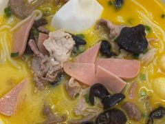 -粉小主·贵州酸汤牛肉粉(南京仙林金鹰店)