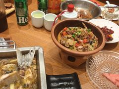 -琥珀老六龙虾(四里河店)