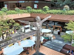 -瑞虹新天地月亮湾
