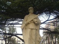 -上海理工大学附属杨浦少云中学