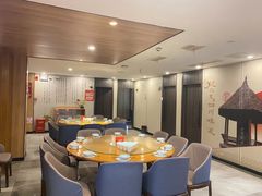 -有红鸡毛店·川菜(建设路店)