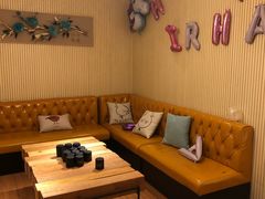 -优悦派·别墅派对轰趴馆(静安店)