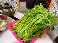 -叶记猪肚鸡(宝安椰林湾店)