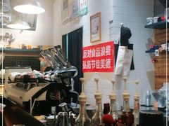 -Be Lived Cafe比例咖啡(摩天轮店)