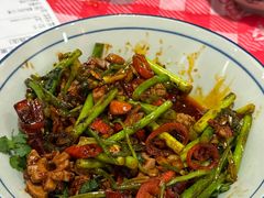 -荆九爷爆炒桥头三嫩(云南北路店)