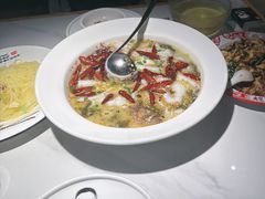 -江渔儿酸菜鱼(万科东荟城店)