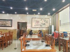 -壹条龙饭庄台基厂店