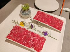 -左庭右院鲜牛肉火锅黑金店(陆家嘴中心店)
