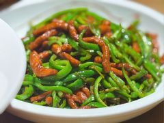 青椒炒牛肉丝-董厨煨汤馆(车站路店)