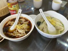 -笑来喜馄饨小笼工坊(通扬路店)