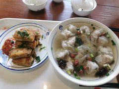 -汪一挑馄饨(老街店)