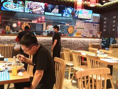大堂-肠王卤煮(西单食宝街店)