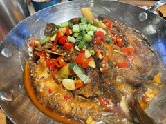 干锅野生黄骨鱼-毛家饭店(平湖店)