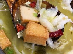 -周鱼小馆石锅酸菜鱼(活力汇店)