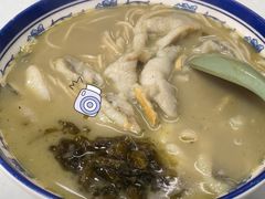 -明呈黄鱼面馆(斜土路店)