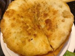 -周老三跷脚牛肉·全牛火锅(非遗传承店)