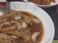 -京味斋·北京烤鸭(北京南站洋桥店)