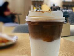 拿铁-是啡·日式精品咖啡(东门太阳百货店)
