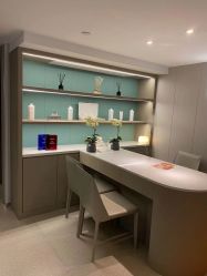 -PE SALON