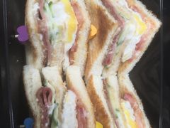 总汇三明治-豆恩咖餐(厦大翔安店)