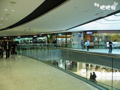 -东荟城名店仓