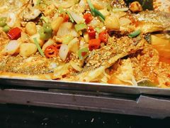 -鸣记脆皮烤鱼·海鲜烤鱼(亿合城店)