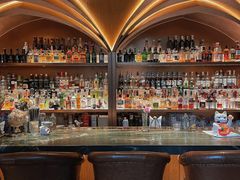 -Mogul Eatery·大亨餐酒馆