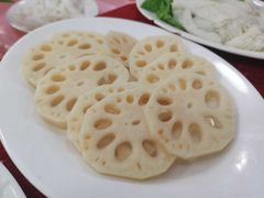 莲藕-花苑美食横琴生蚝火锅(拱北粤华路店)