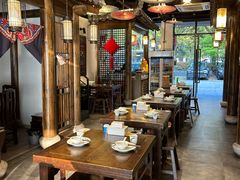 -聚汇三少·龙虾·中餐厅(莫邪路新天地店)