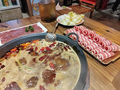-旧街市鲜货老火锅(大光路店)