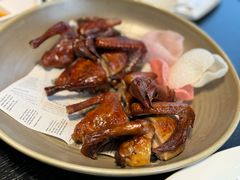 -蝴蝶里·粤菜·点心(滨江龙湖店)